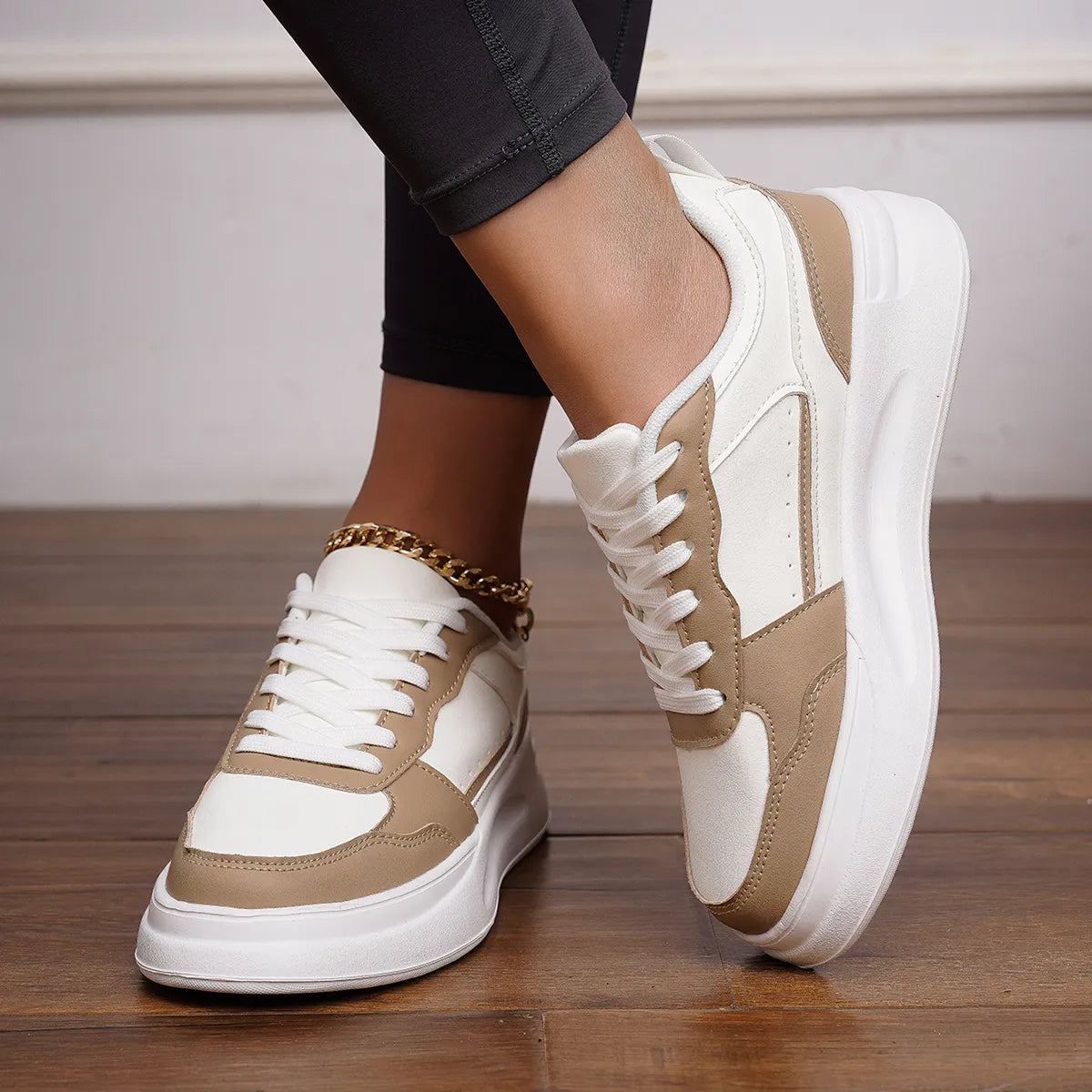 Sneakers Basses Casual Femme Design Bicolore Style Skate et Streetwear